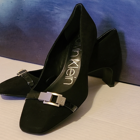 Calvin Klein Shoes - Picture 3 of 9